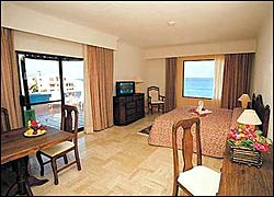 El Pueblito Beach Hotel Cancun