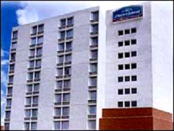 Hotel Howard Johnson Las Torres Plaza 